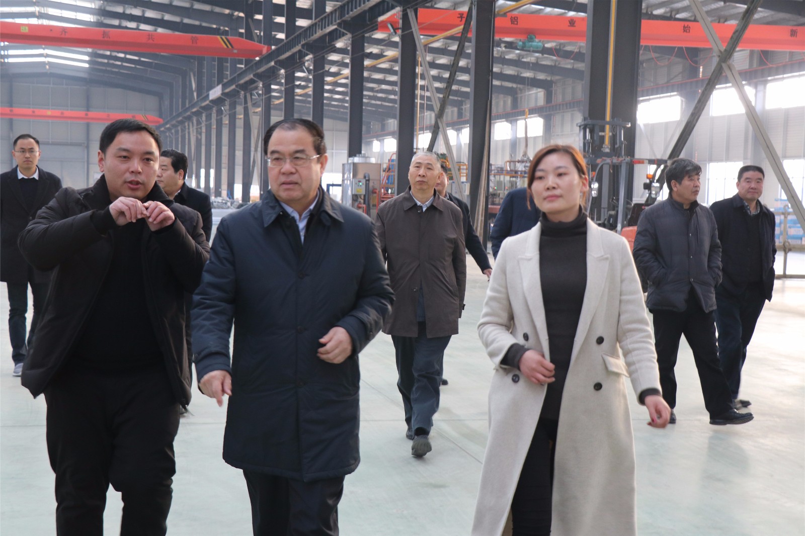周口市人大常委会副主任刘国连、杨永志莅临我司指导工作